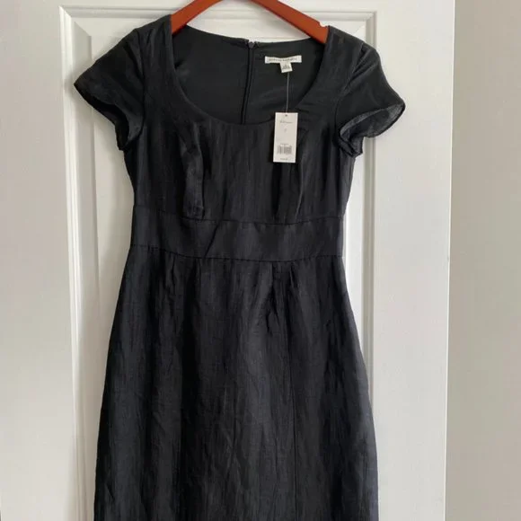Banana Republic, NWT, Size 0 dress - Picture 1 of 2